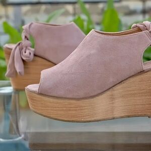 Refresh Women's Peep Toe Shoes - Pink